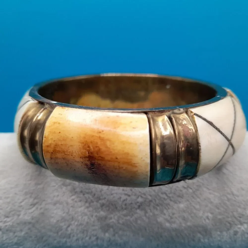 Vintage Brass Bone Inlay Wide Bangle Bracelet Cream Tribal Boho 8 Inch